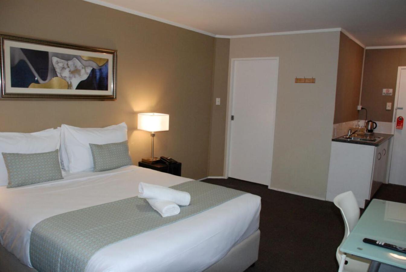 Vr Auckland Airport Hotel Exterior photo
