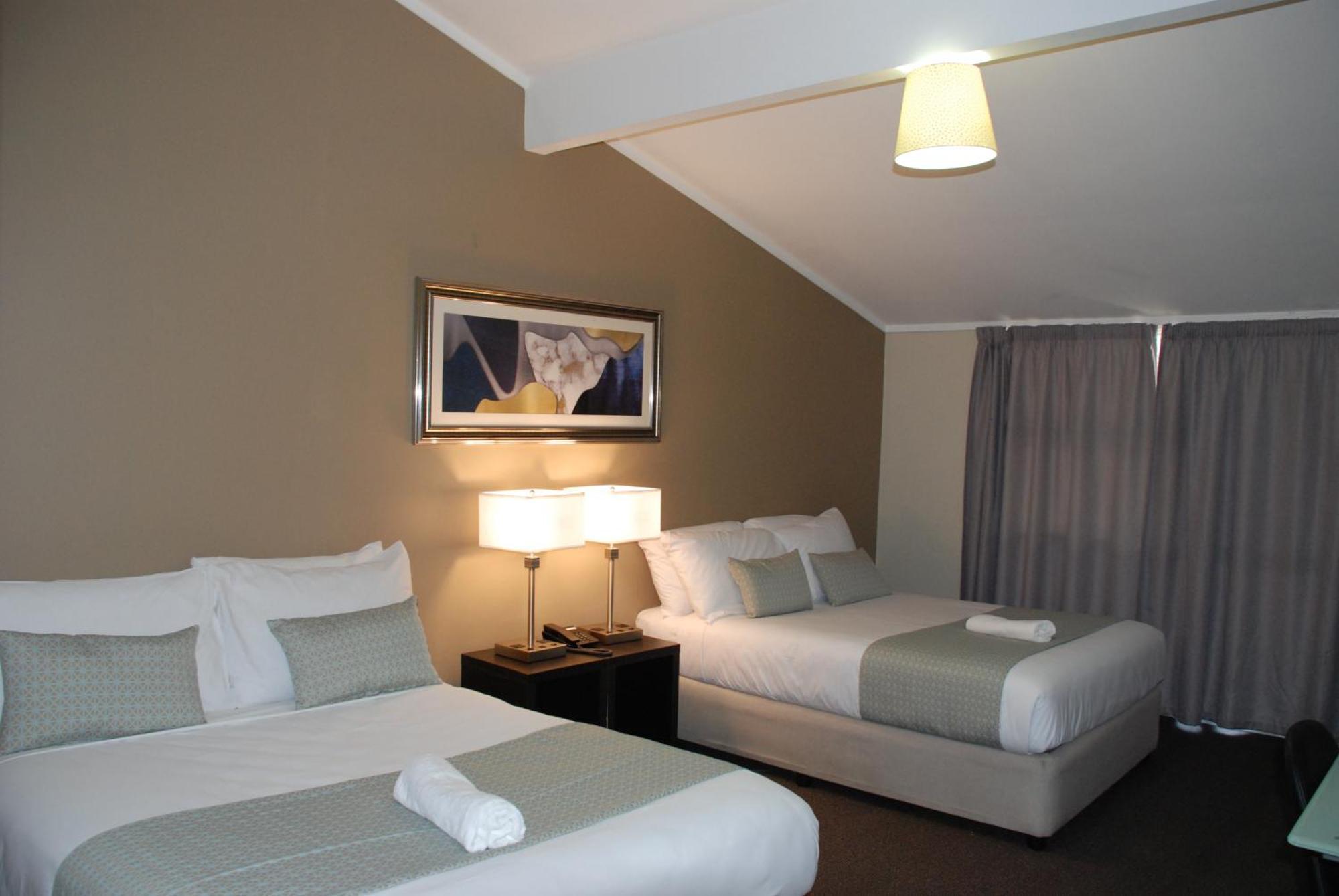 Vr Auckland Airport Hotel Exterior photo